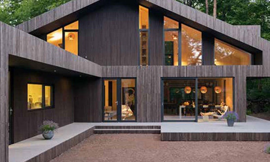 Mellékbejárati ajtók